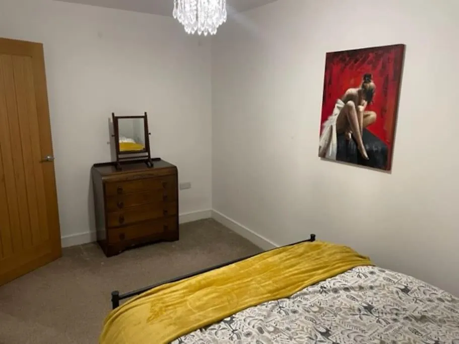 Immaculate House In Doncaster 2 빌라